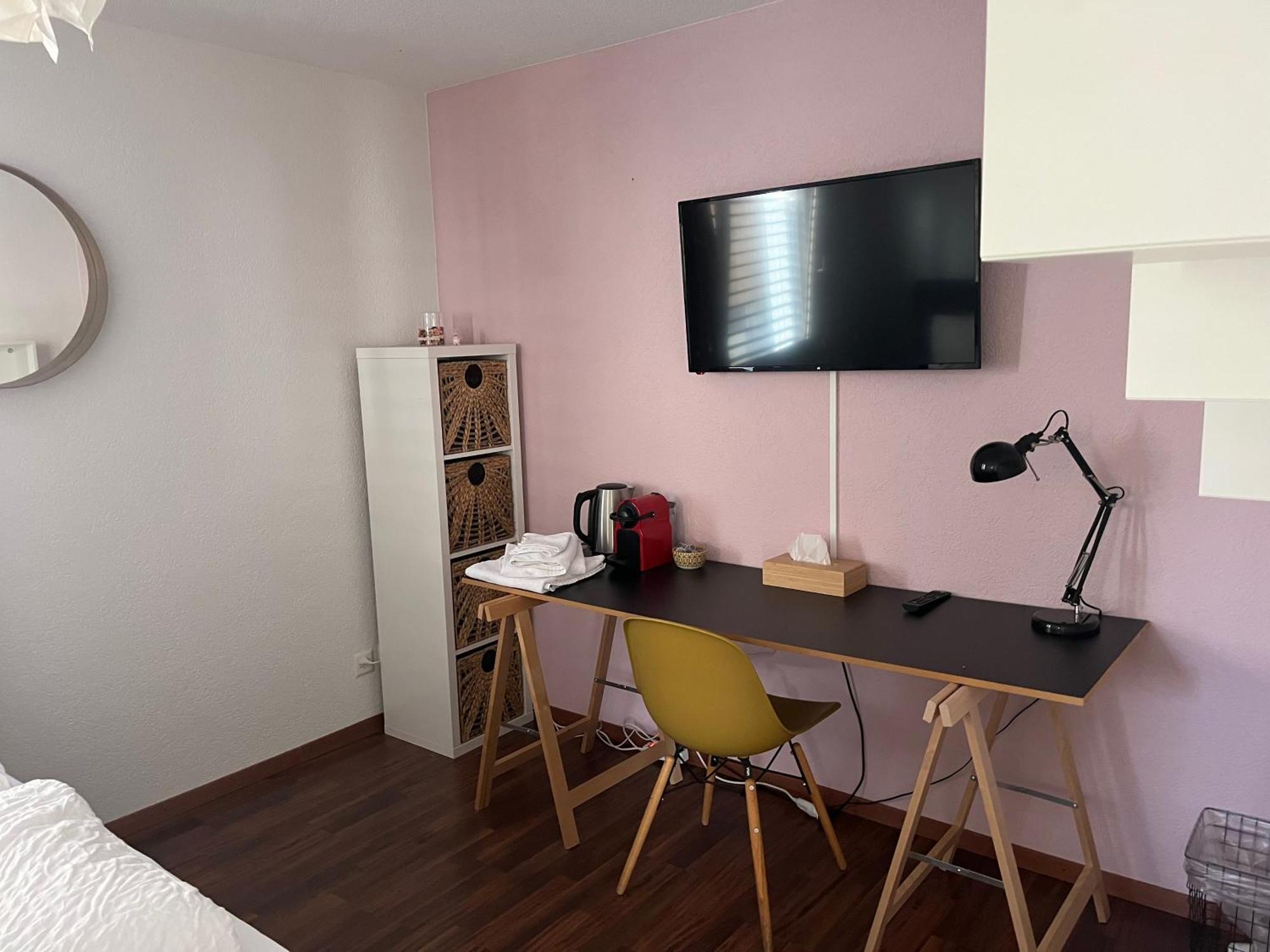 Schoene Doppelzimmer In Mandach Böttstein Extérieur photo